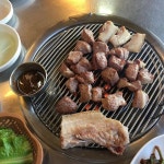 @jang_koeun trên Instagram: “역시 제주흑돼지 #돈사돈중문점 - #제주여행 #먹방 #흑돼지맛집 #돈사돈 #진짜맛있긴한데 #땀이줄줄... 