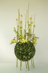 Pin by 박로라 on Floral arrangements | Floral mechanics, Creative flower arrangements, Flower arrangements