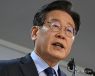 이재명 연임 반대 여론 '51%'…과반 넘어