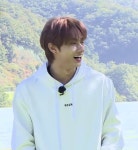 JUN ジュン 준 ジュンフィ 문준휘 | Mens tops, Polo shirt, Mens polo