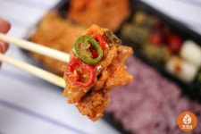 제주도 스타일로 맛보는 CU 신제품 ‘제주흑돼지 두루치기정식’ 후기(이미지 포함) | 식품 아이디어