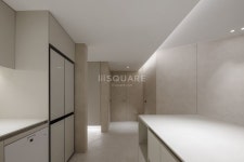 NO.186 | 용산구 한남리첸시아 28평형 | 타일과 필름을 활용한 호텔식 무드 하우스 > 릴스퀘어 : Projects