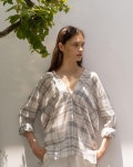 +82 on Instagram: “18 SUMMER RESORT Check shirts (Fabric from kuwamura)... 품절되어 리오더 중으로 7/10(화)부터 순차배송 됩니다.”