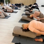 🤍 쁘램요가백석점 yoga&meditation (Korea)... 흘러나오네용♡♡♡ 요가와명상은 자신의... 우울증이 심하실땐 명상보다 요가를...