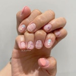 담양네일 네일드봉쥬르 🐻 (@nail_de_bonjour) posted on Instagram: “. 가지고 오신 아트마다 취저 쪼꼼 변경해서 우리... 