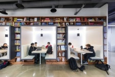 서울외국인학교 중학교 도서관