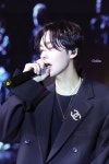 Pin de Yeonsu em 진우 em 2023