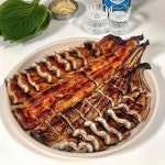 토종민물장어 자포니카종~ 🤤 외래종과는 비교불가~ 👏 두툼한 토종장어! 오늘부터... 집에서 맛있게 드실 수 있는 장어! 저렴… - 2021