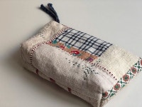 미루고 바느질부터 했습니다. 이런날도 있어야지요~🌼 | Bastidor de bordar, Cartucheras, Carteras 손바느질 🧡 on Instagram... 