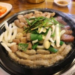 Instagram의 먹스타그램 (쩝쩝박사👩🏻🎓✨)님: “프로편식러의 첫 곱창 도전,,😎 한우곱창집가서 모둠(곱창, 대창, 막창, 염통)으로... 