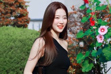 Pin by 햄스터♡ on Nakamura Kazuha (2003) | Awards ceremony, Bea...