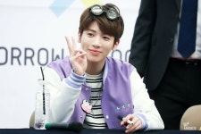 Pin oleh PARK YEONJUN di TXT | 태현