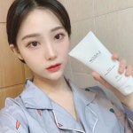 413 Me gusta, 24 comentarios - @lovely_4h en Instagram: 거품 촘촘하게 올라온거 짱이죠! 라곰 클렌져가 글로우픽저자극1위 클렌저로... 