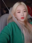 From.오마이걸 지호이거는 내 선물🎁 | 사진, 연예인, 1950년대 스타일