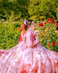 로로포토 |아트워크.한복.화보°컨셉°스냅°커플°가족.키즈.펫촬영 | 🌹 장미 한복촬영 open... 중랑천 장미가 만개하는 단 2~3주... | Instagram