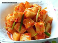 아삭아삭 시원하고 개운한 깍두기 간단하면서도 맛있게 담기~~ 태풍이 잠시 물러간 자리에이젠 더위가 한자리 차치하고 있어 날이 많이... 