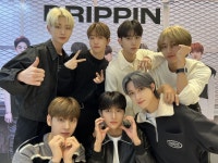 DRIPPIN on Twitter - 2022 | 팝업 스토어, 행복한, 행복한 시간
