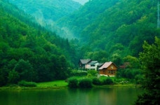 Nature Wallpaper | Lovely Free Nature Wallpaper | HD Desktop Wallpaper ~ Desktopaper.com | 숲의 집, 숲 속 오두막, 자연 배경화면