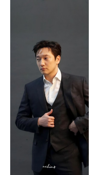 495 Son Seokgu 손석구 | Aktor korea, Selebritas, Aktor