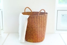 라탄으로 만드는 따뜻한 공간  : 라탄 빨래바구니 | 빨래바구니