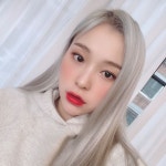 가현 𝐠𝐚𝐡𝐲𝐞𝐨𝐧 𝐨𝐧 𝐰𝐞𝐯𝐞𝐫𝐬𝐞 | Dream catcher, The dreamers, Silver hair