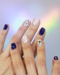 405 Likes, 1 Comments - TREND NAIL UNISTELLA 유니스텔라_네일 (@unistella_by_ek_lab) on Instagram: “#오로라 위에 #레이저라인 이 슥슥... 