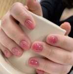 부천네일 상동네일 상동역네일 유니크네일 에이에이네일 (@aa_nail__) posted on Instagram: “딸기딸기🍓 카카오채널로 문의주세요... 