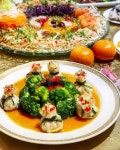 Chinese New Year at @fulloflucksg featuring classic Cantonese cuisine with a playful twist! The Chinese N… - 2020 | 요리