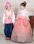 Pin page Pin by 이미연 on 한복 | Korean traditional dress, Traditional outfits, Korean outfits