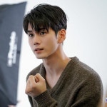 Instagram: “성우야 그 솜주먹으로 울회사좀 뿌셔죠....몬데 내 1월 어디간건데....나 소처럼 일하는데 혹시 #정가네목장 나 캐스팅... 