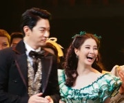 Pin de JOO JIN MO 朱镇模 ,주진모, em GONE WITH THE WIND 바람과 함께 사라지다 2015 Pin de JOO JIN MO 朱镇模 ,주진모, em GONE WITH... 