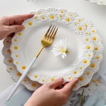 Temu｜매력적인 데이지 세라믹 서빙 플레이트 - 디저트, 과일 및 쥬얼리 보관에 완벽 | 귀여운 양각 디자인 in... 