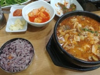 korean food에 있는 Leticia Duarte님의 핀 - 2021 | 식품 아이디어, 맛있는 음식, 한식