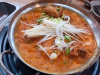 보글보글 맛있는 #김치찌개 #고기 내사랑 #김치 💕 #점심 #용원맛집 #부산맛집 #맛집 #먹스타그램 #맛스타그램 #맛스타... 