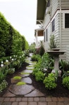 Side yard에 관한 20개의 최상의 Pinterest 이미지 | 조경, 현관 갑판 및 작은 정원 Side yard