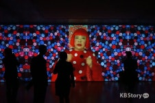 치유로 승화된 예술, 쿠사마 야요이 展 – A Dream I Dreamed 무한함과 소멸을 담은 작품들 | 예술