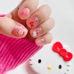곰돌네일🧸 ✐ 캐릭터네일 ✎ 핸드페인팅네일 ☺︎ on Instagram: 💗💖💘🫧 핑크핑크 키티 🧸✨ 눈 부시는 레트로 핑크로 역그라... 