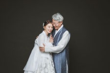 포시즌패밀리 - 2023 | 가족사진, 스튜디오