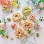 비나케이크 | #flowerpiping #julietrose #러프한 #줄리엣로즈 #비나케이크 #youtube #👉 비나Bee Na. Cake | Instagram