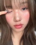 Ghim của 유영 강 trên 메이크업 trong 2025