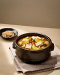 한국인의 소울푸드 된장찌개😋 한국인의 소울푸드 된장찌개😋 in 2024 | Photo studio, Photo