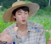 [달려라 석진] EP.9 | 피, 땀, 고추 [달려라 석진] EP.9 | 피, 땀, 고추 in 2024 | Bts army, Army, Jin