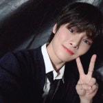 Polubienia: 431.9 tys., komentarze: 7,251 – Stray Kids (@realstraykids) na Instagramie: „감사했습니다 스테이! 첫번째(찡긋)... 