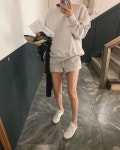 모이찌매장이 하루 쉰답니다(토요일). 정말 죄송합니다!! 오셨다가 실망하실까하여 이곳에도 다시한번 공지 합니다용🙏🏼 딸 결혼식... 