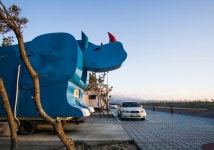 #steelhouse #storyhouse 동물이나 곤충형태의 이동식 주택을 제작하는 스토리하우스입니다 | 카라반, 리조트, 동물