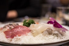 생선회 동창모임을 일식집에서 갖았습니다.  #생선회  #스시 #Sashimi #sushi  #간장게장, #굴 , #새우, #참치, #멍게, #연어, #전복, #매운탕 등의... 