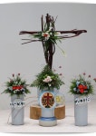 -올리베따노 성 베네딕도 수녀회 -올리베따노 성 베네딕도 수녀회 | Flower arrangements, Church flowers, Flowers