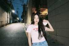 Sowon Instagram update | 소원 인스타그램 업데이트 | T shirts for women, Fashion, Women