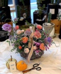 주문.예약.플라워클래스 📲010-5437-4577 대전 유성구 관평동 1229 1층 . instagram:museeflower… in 2020 | Table decorations, Decor... 