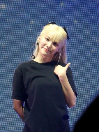 Pin de  em jinsoul ღ